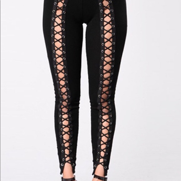 🆕🌸Laced Up Black Stretchy Leggings Pants - Picture 5 of 8